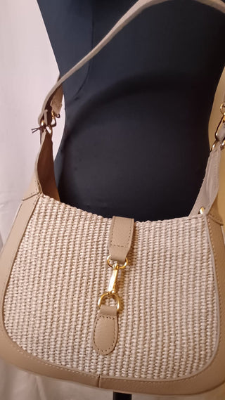 Sac en cuir et paille